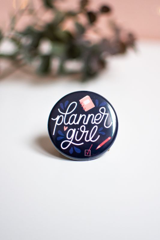 Planner Girl Illustrated Button Pin, ⌀ 37 mm